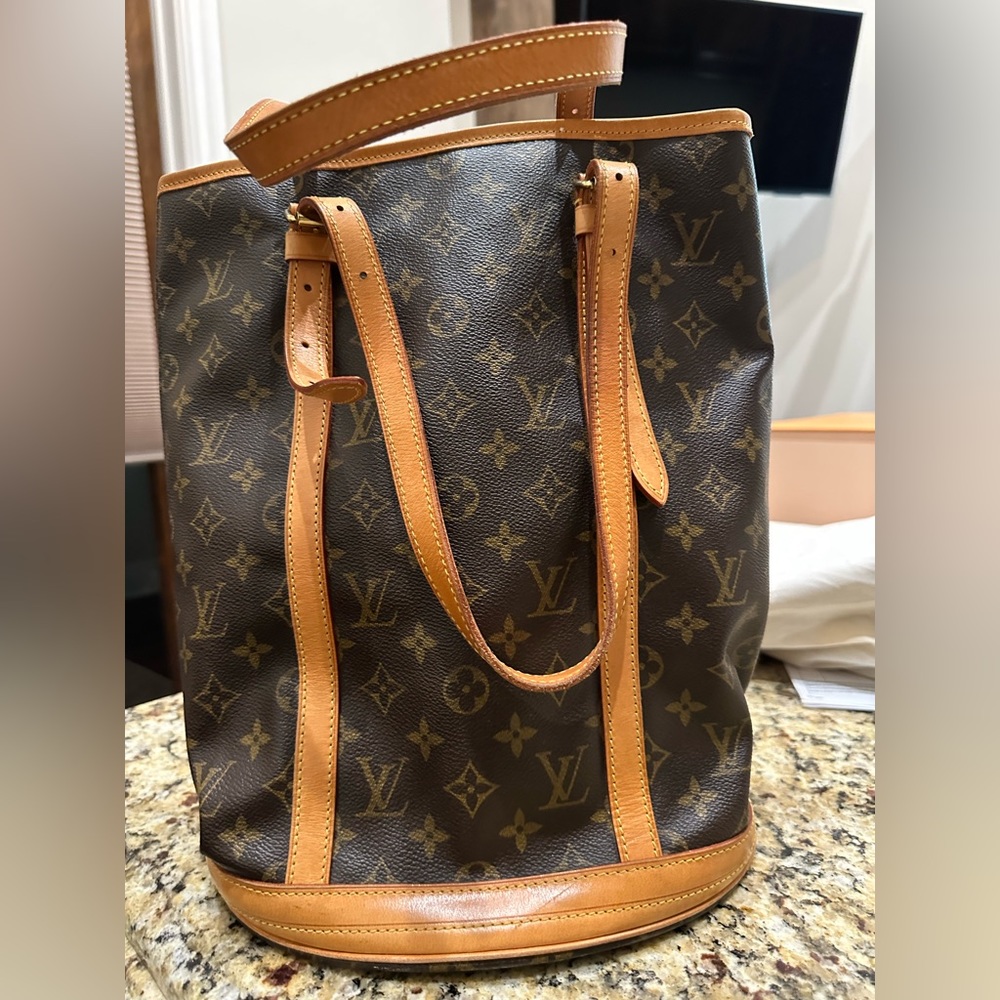 Authentic large, Louis Vuitton monogram bucket bag